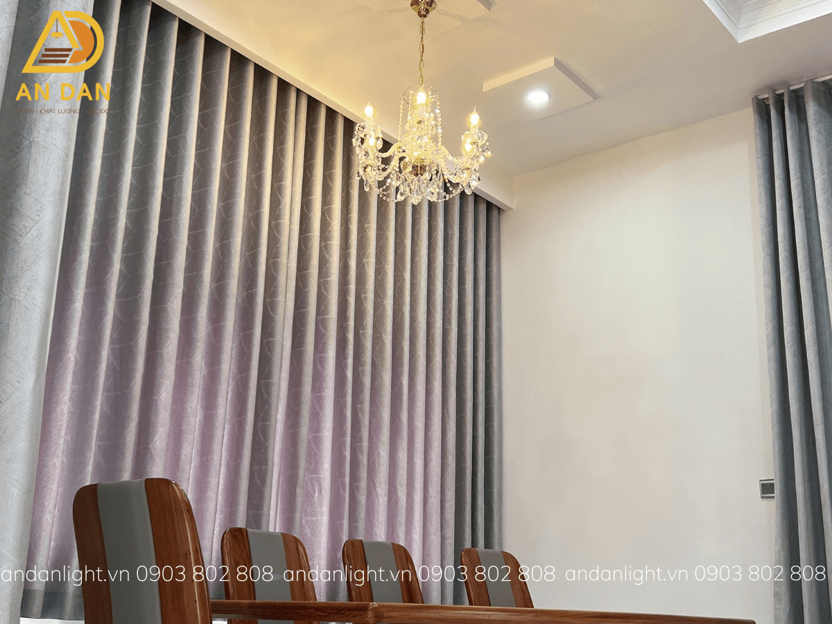 VILLA QUẬN 2 KHU De Capella - CÔNG TRÌNH ĐÈN CHÙM TIỆP KHẮC