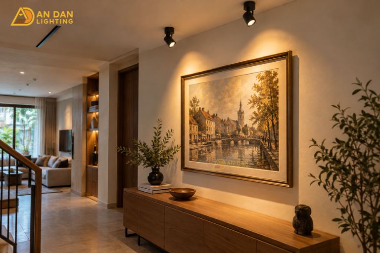 đèn rọi tranh hiện đại